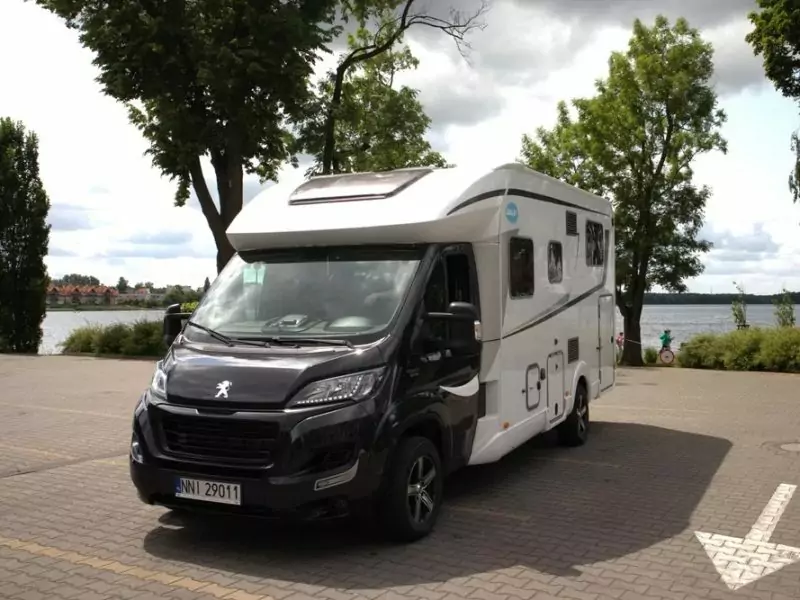 kamper 4 osobowy bailey polintegra ostroda 800x600